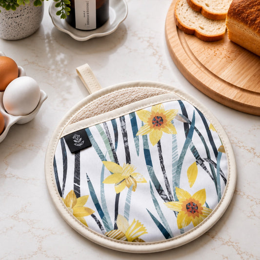Daffodil Pot Holder | Floral Oven Mitt & Pot Grab | Made in the UK
