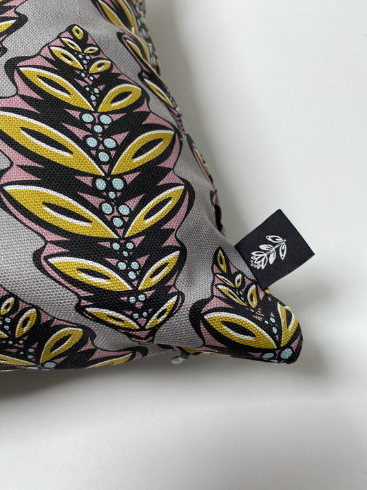 GREY OAK LEAF CUSHION | END OF LINE