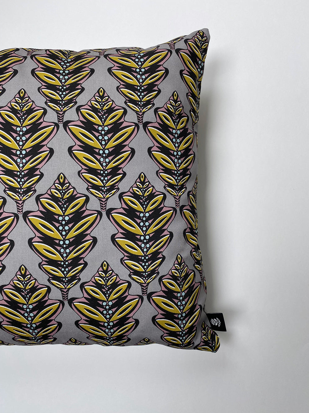 GREY OAK LEAF CUSHION | END OF LINE